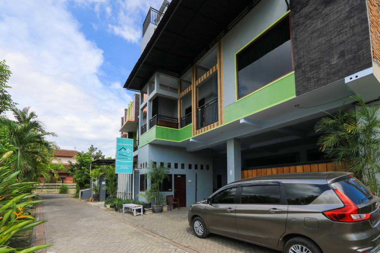 Hotel Oyo 2453 Artha Graha Vip à Banyuwangi  Extérieur photo